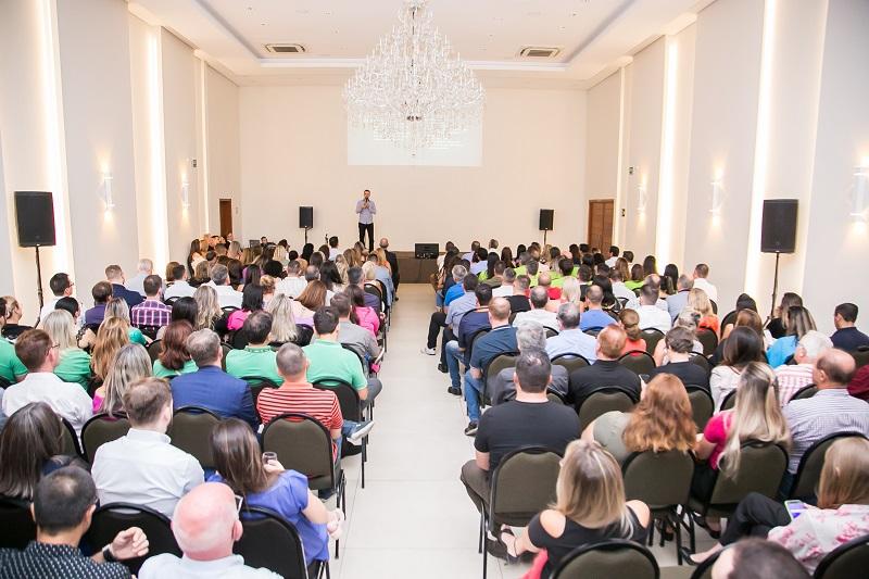 Empreendimento foi apresentado para corretores de imóveis | Foto: Marcos Quintana