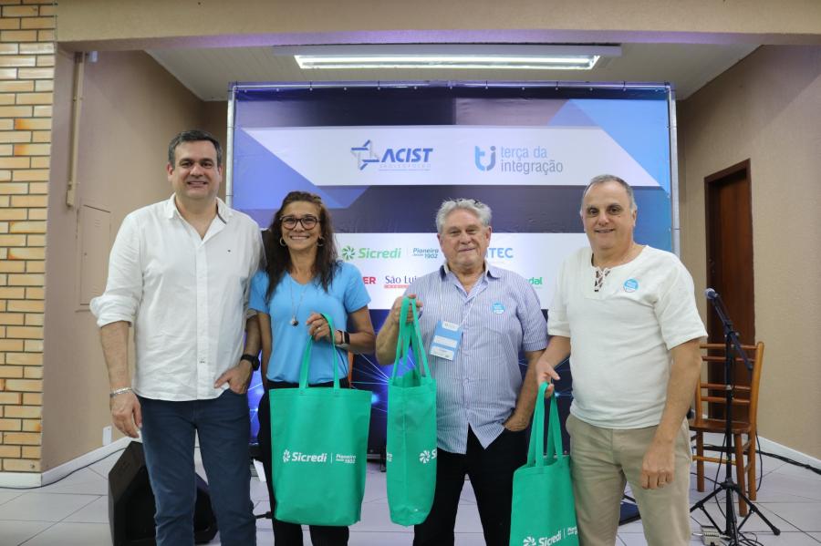 Entrega de brindes dos patrocinadores