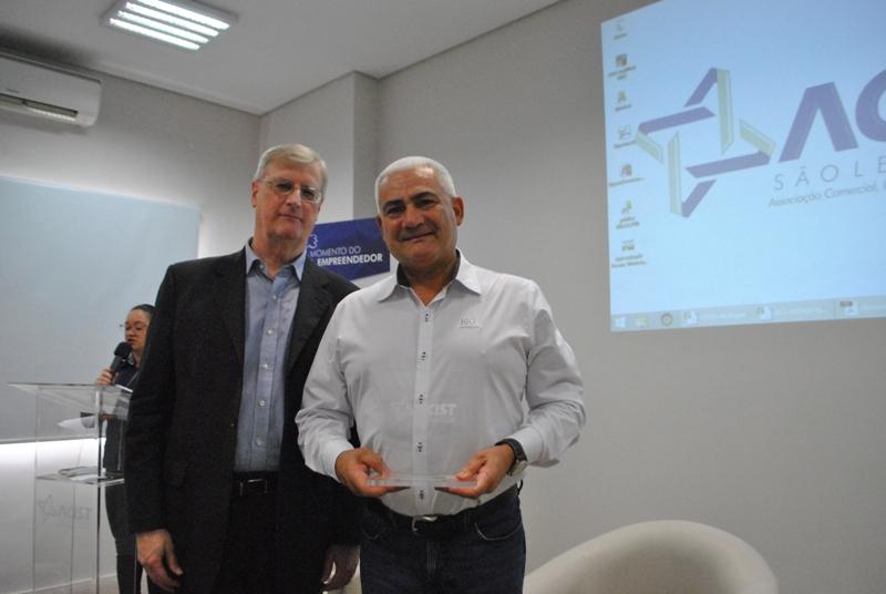 Oldemar Brahm e Eduardo Alves Costa, diretor da Bio Engenharia