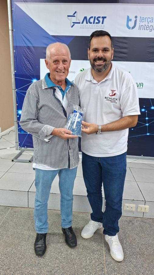 Representante da Timm Guinchos