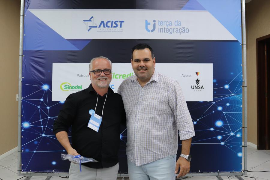 Representante do DH10 Coworking