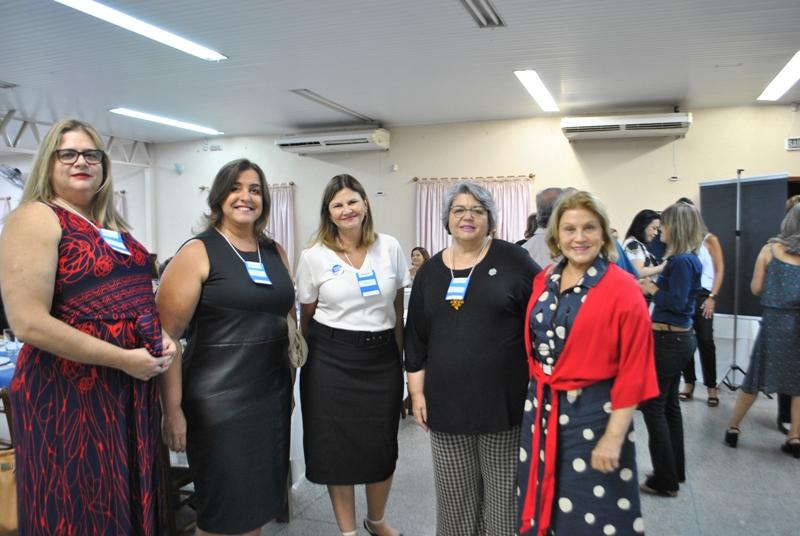 Rosimere Rocha, Lea Potrick, Marta Kirch, Susan Rocha e Madeleine Hilbk